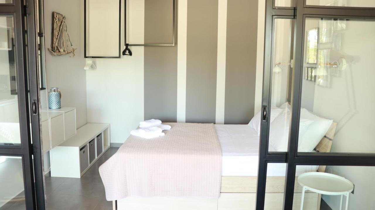 Siviri Suites Eksteriør bilde